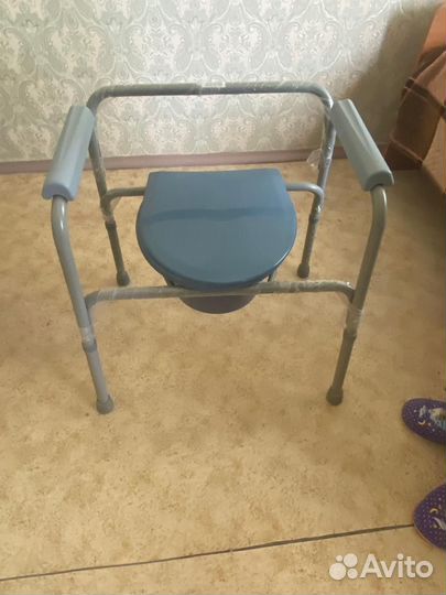 Кресло туалет для инвалидов и пожилых