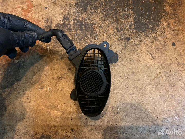 Продам расходомер воздуха б/у оригинал для Е60 D3