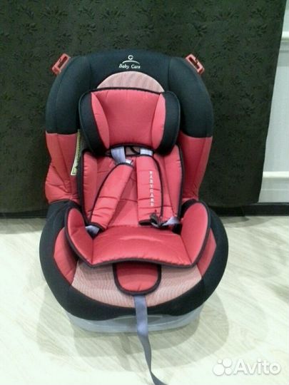 Автомобильное кресло