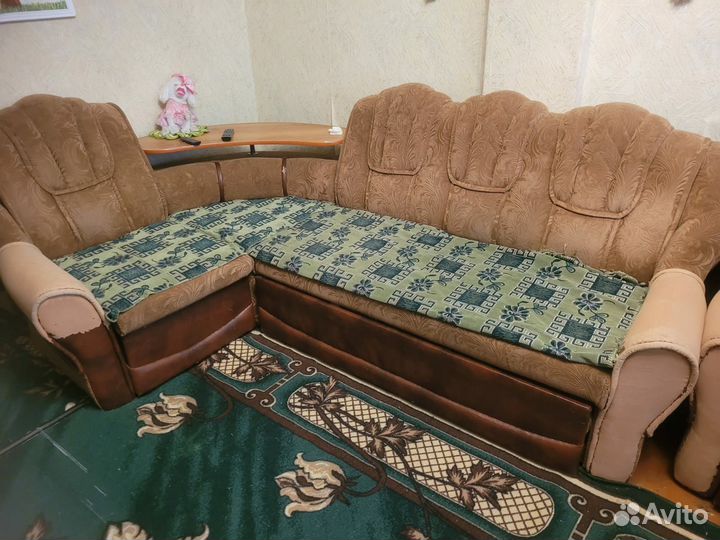 Угловой диван