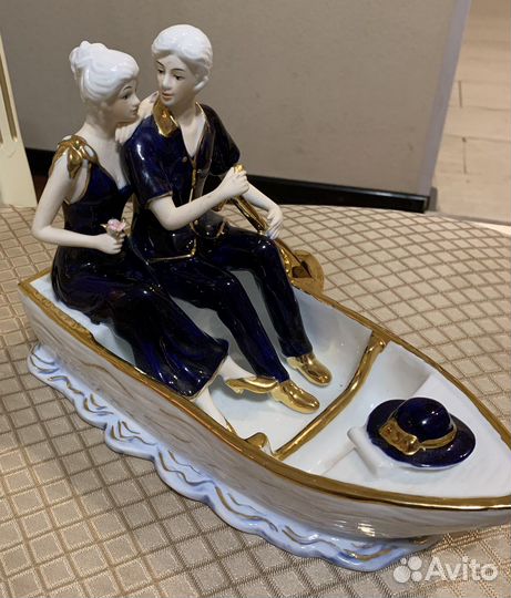 Фарфоровые статуэтки
