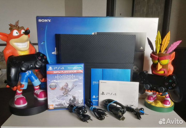 Sony Ps4, 500+ игр, 2 геймпада