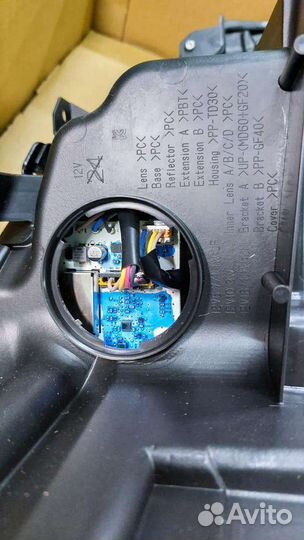 Фара Camry 81185-33D72