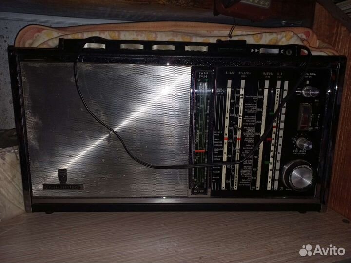 Радиоприемник grundig