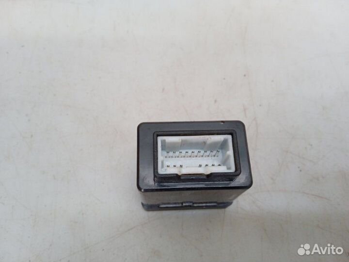 Разъем (USB/AUX) Kia Sorento 2 2009-2020