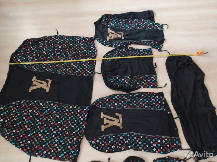 Чехлы на сиденья автомобиля