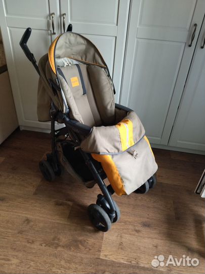 Коляска прогулочная Inglesina Zippy