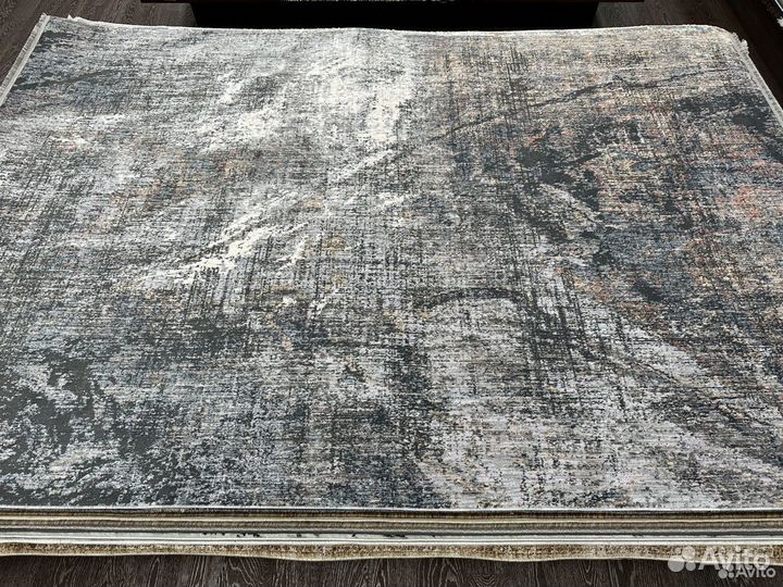 Ковер 1.6х2.3 новый