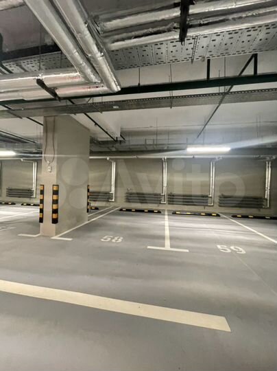 Машиноместо, 14 м²