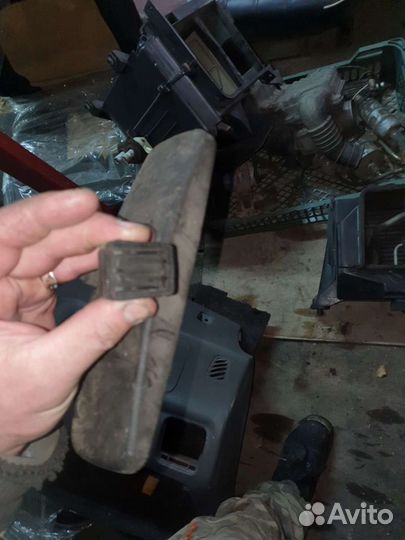 Зеркало в салоне на вольво s40 2001г