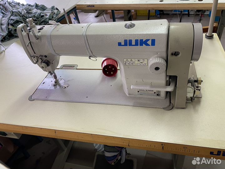 Прямострочная швейная машина DDL-8100E juki