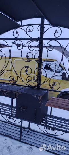 Мангальная зона с крышей