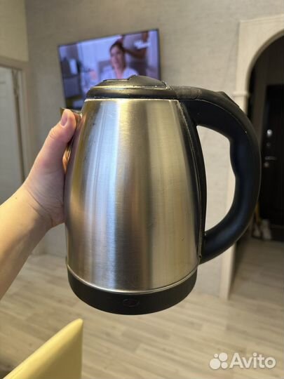 Чайник электрический polaris