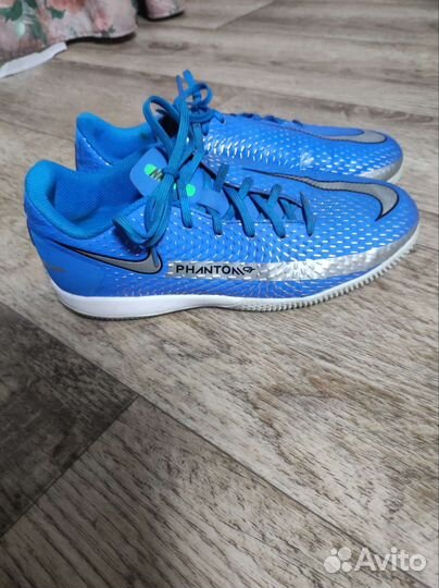 Бутсы Nike Phantom