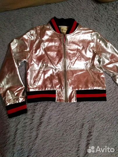 Куртка бомбер