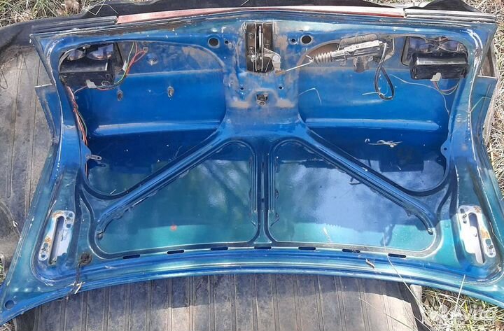 Крышка багажника Лада 2110