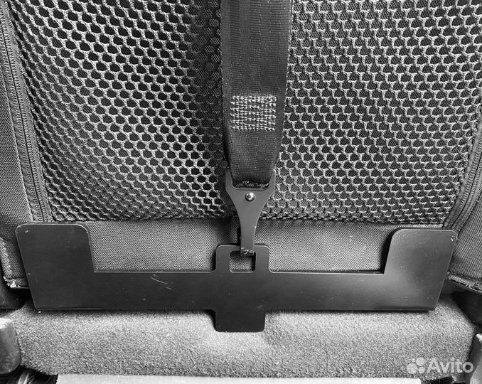 Крепление детского автокресла