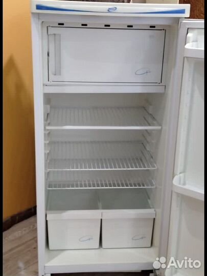 Холодильник бирюса бу маленкий