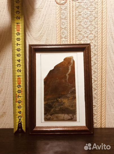 Картина из яшмы