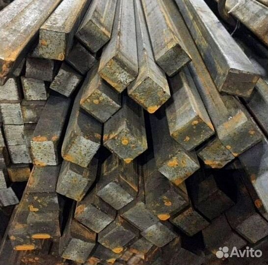 Квадрат стальной