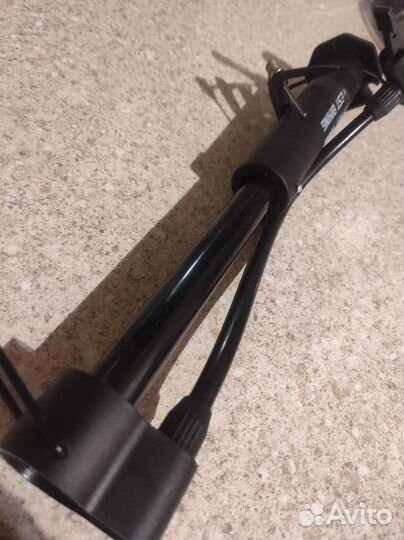 Насос для велосипеда