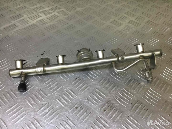 Топливная рампа Мерседес Ц класс A1110780292 27194