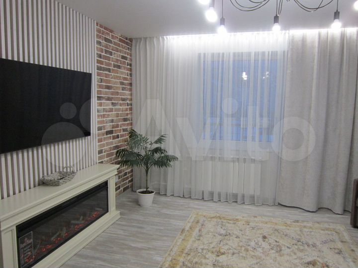 2-к. квартира, 60 м², 8/10 эт.