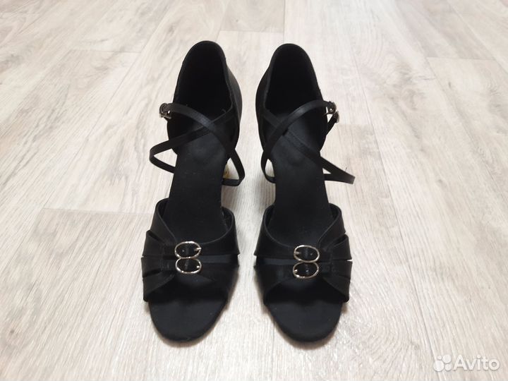 Туфли бальные