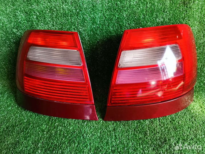 Фонари Ауди А4 Б5 До рестайлинг седан