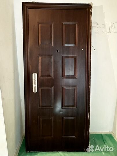 Дверь входная бу металлическая