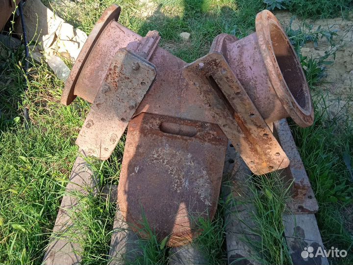 Тройник водяной