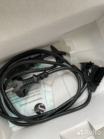 Отпариватель для одежды. Утюг