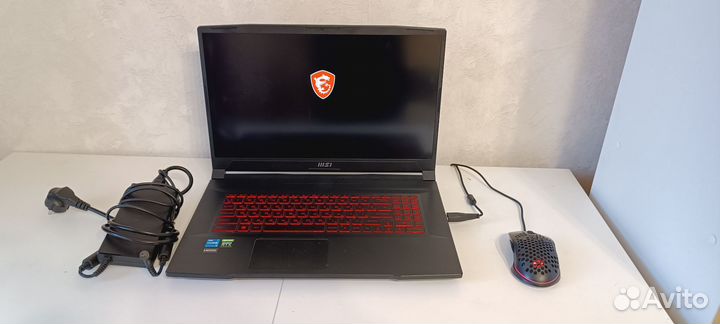 Серия katana GF76Модель12UC-265XRU