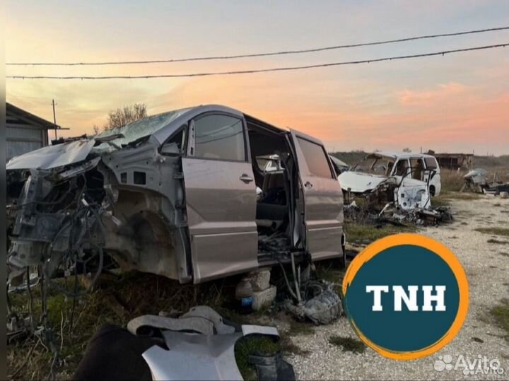 Toyota Alphard на запчасти авторазбор