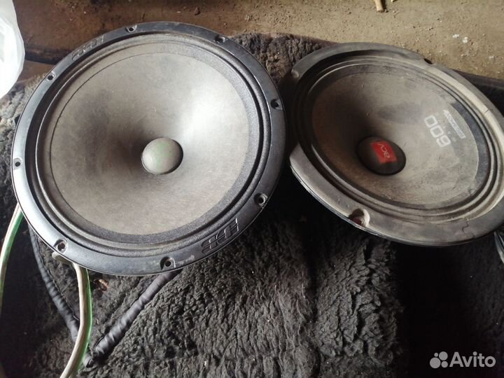Автомобильные динамики 20 см