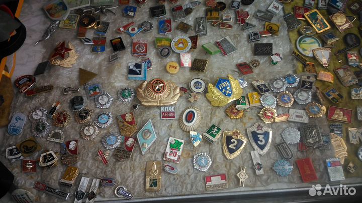 Знаки и значки СССР