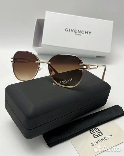 Солнцезащитные очки givenchy