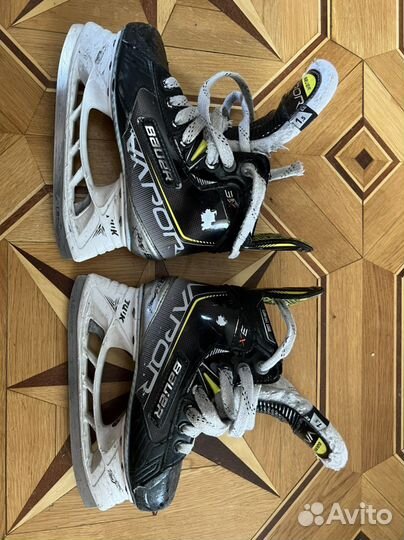 Хоккеные коньки Bauer 3X JR 1,5EE