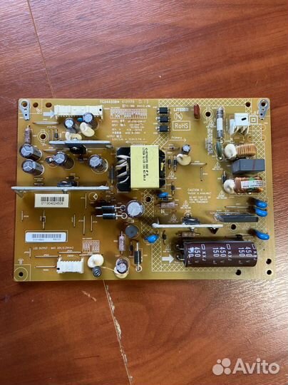 Tc-24433b ue-3790-01wn-lf от Toshiba 32l2353rb