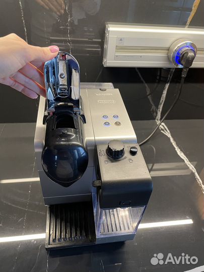 Кофемашина nespresso с капучинатором