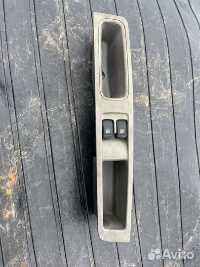 Блок конопок стеклоподьемника шевроле лачетти