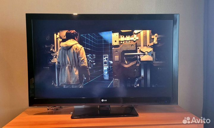 Телевизор LG 47 дюймов