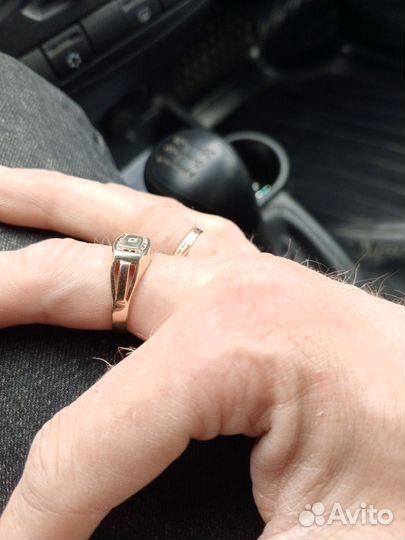 Золотое кольцо мужское
