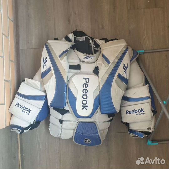 Нагрудник хоккейный взрослый