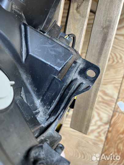 Фара правая toyota RAV4 2018 оригинал