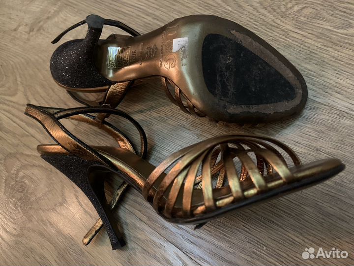 Босоножки женские 36 размер
