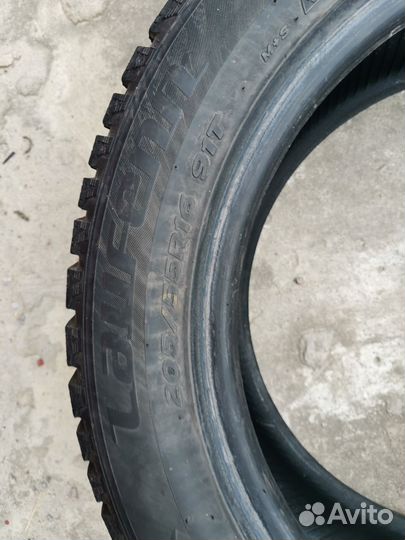 Laufenn I Fit Ice LW 71 205/55 R16
