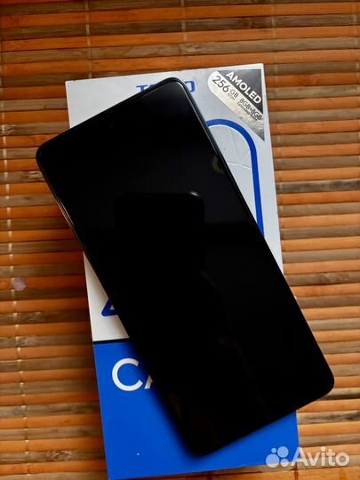TECNO Camon 20 Pro, 8/256 ГБ