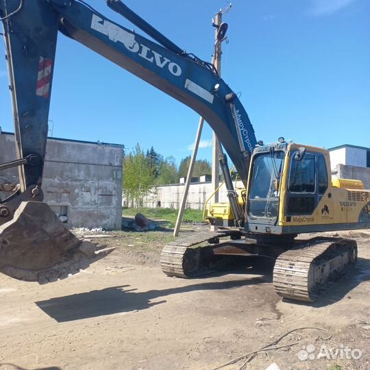 Экскаватор погрузчик jcb 4cx eco