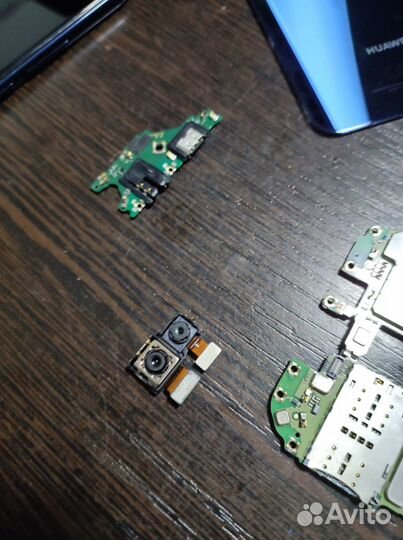Телефон Huawei Mate 20 lite разбор запчасти